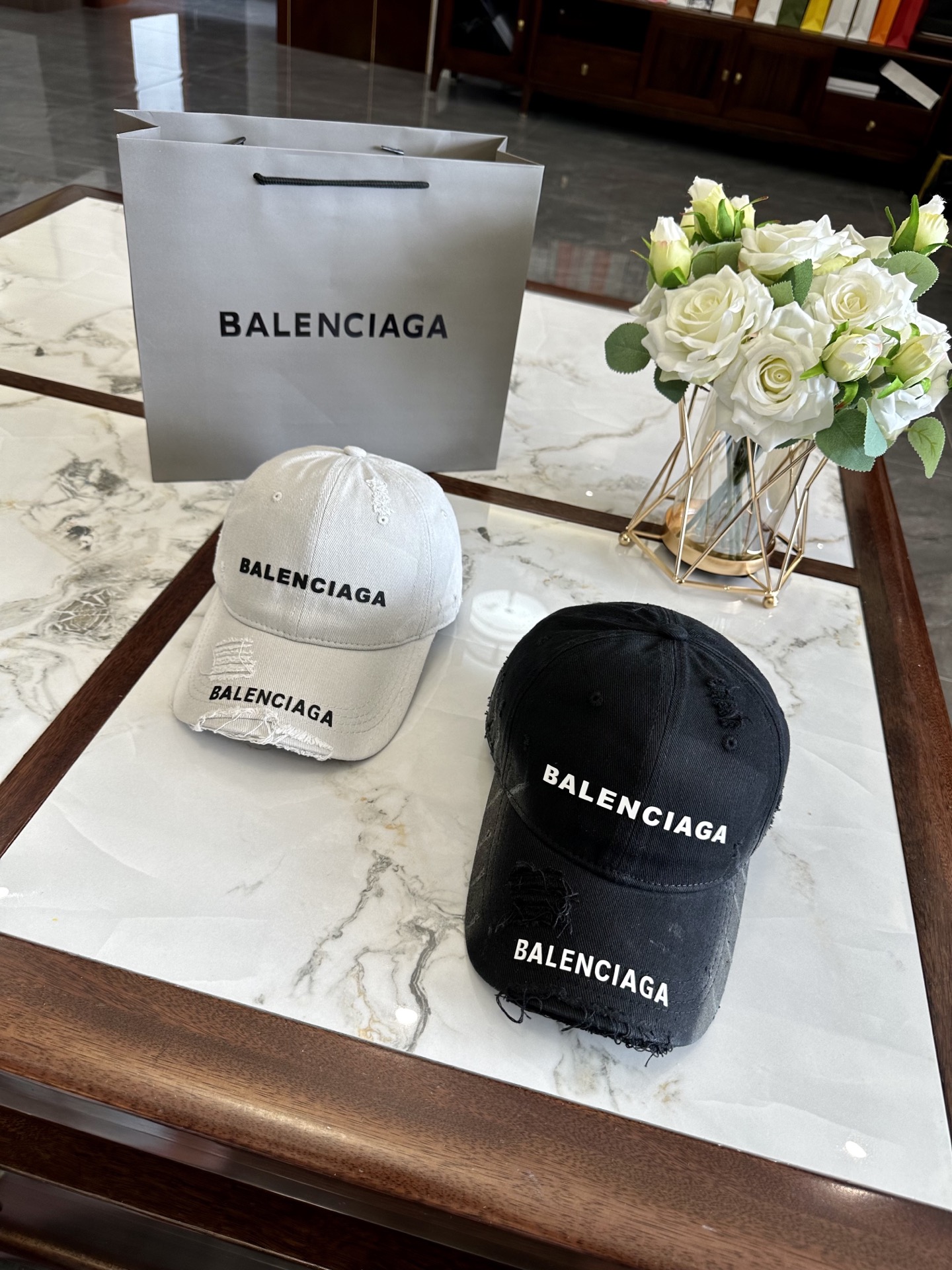 balenciaga  hat model 41